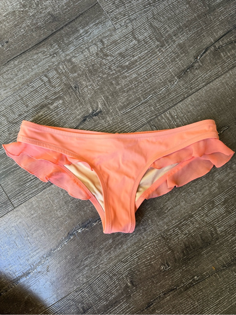 Victoria's Secret Peach Ruffle Bikini Bottom Size Small